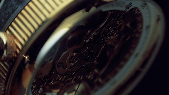 古董手表的机械装置。宏视频素材