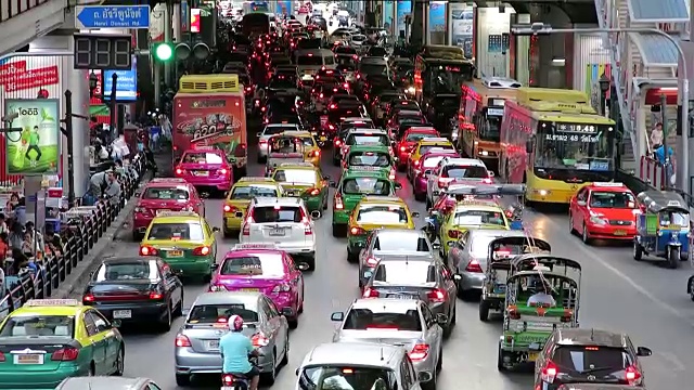 曼谷的交通高峰时间视频素材