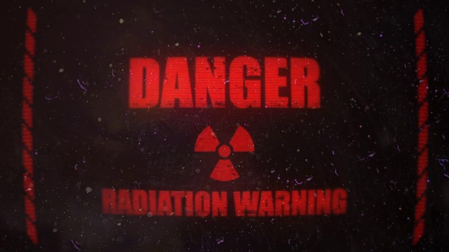 旧脏屏幕上的放射性警报信号视频下载