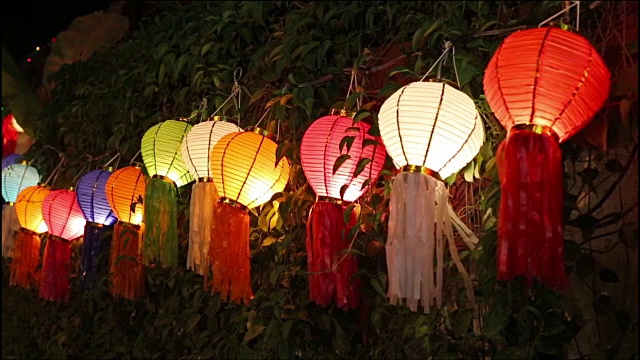 泰国清迈彝蓬节的纸灯笼视频下载