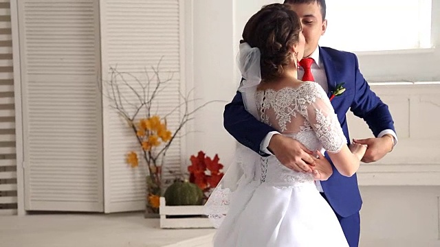 新郎新娘跳舞视频下载