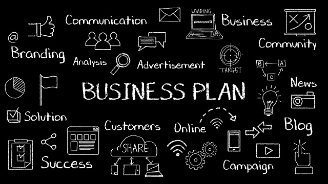 在黑板上书写“商业计划”的概念。各种图。视频下载