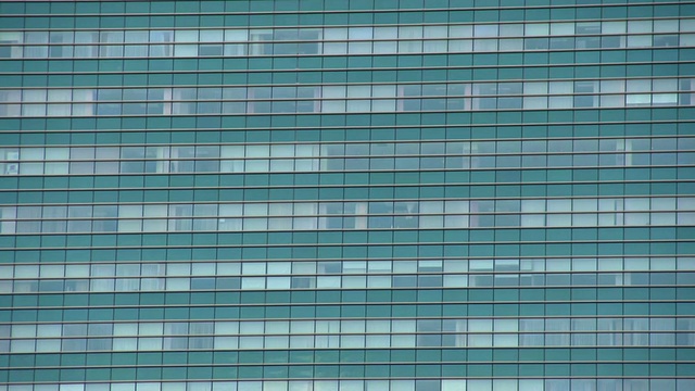摩天大楼的倒影视频素材