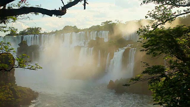 阿根廷的伊瓜苏瀑布。视频素材