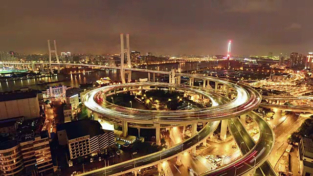 上海立交桥和高架路傍晚视频素材