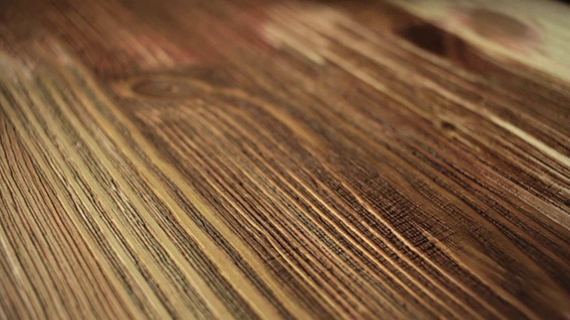 用木色刷画木桌视频下载