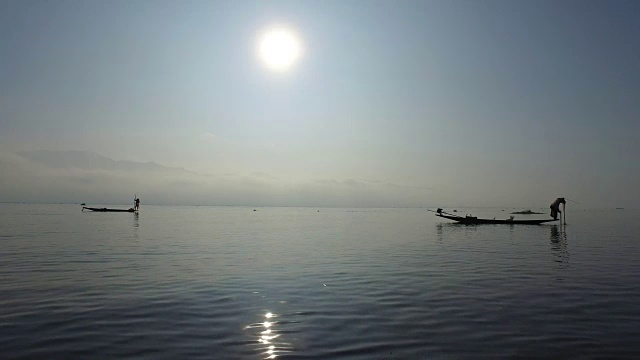 茵莱湖上的渔民视频素材