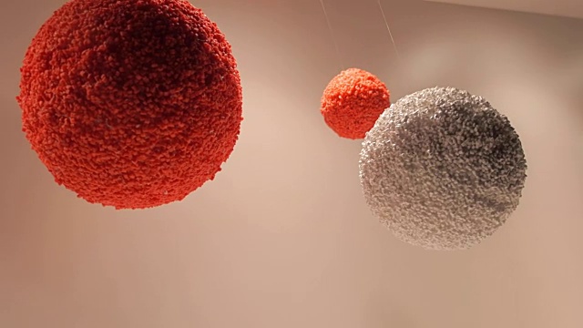 多种颜色的塑料球样品在创造性的球体形式视频素材