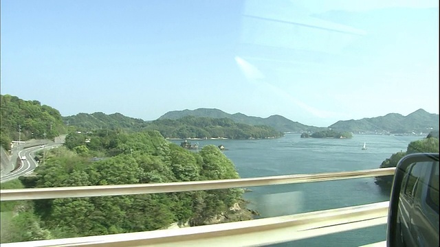濑户内岛上海道高速公路上的博多-大岛大桥视频素材