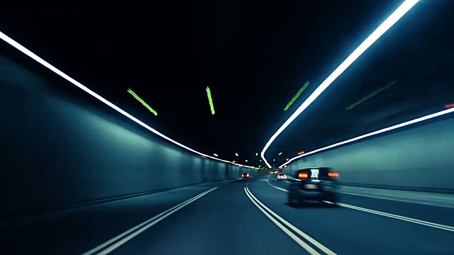 夜间高速公路上的汽车行车记录仪延时视频素材