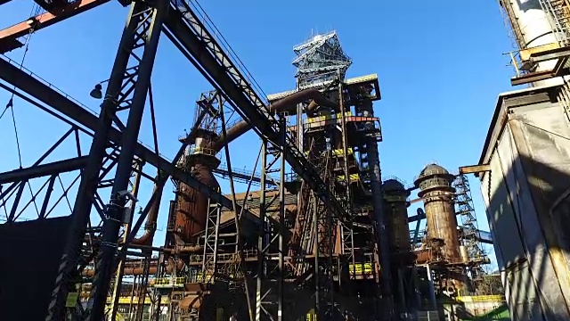 老冶金厂的高炉视频下载