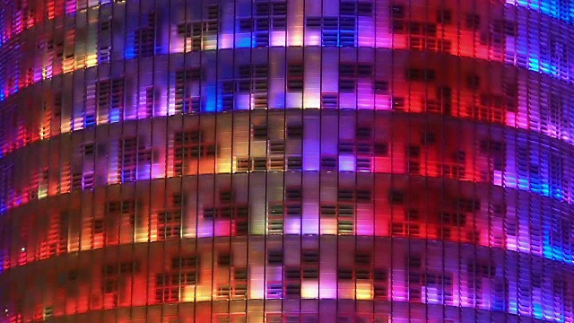 LED显示全玻璃建筑，美丽的照明，现代艺术，装饰视频下载