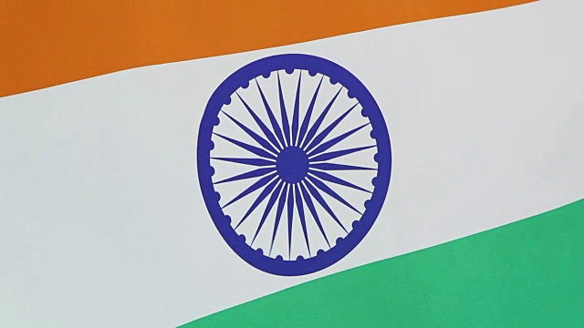 印度纺织品旗帜的特写视频下载