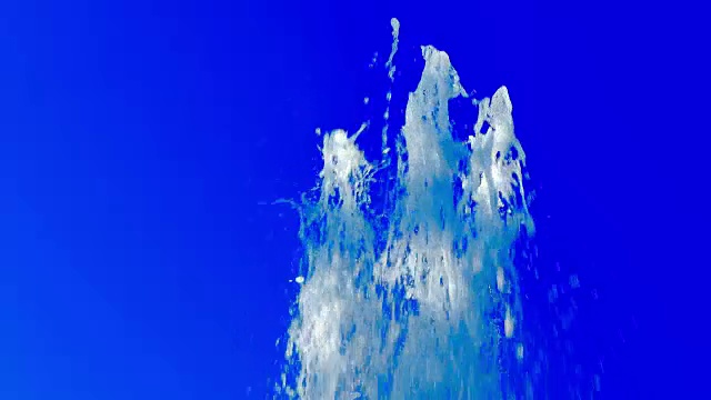 喷水喷泉对蓝天视频素材