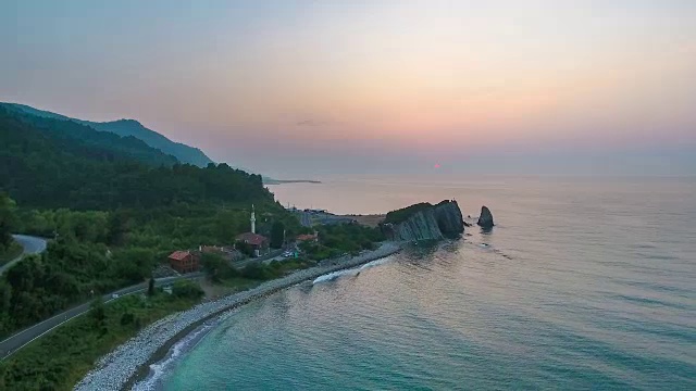卡斯塔莫努黑海村庄鸟瞰图视频下载
