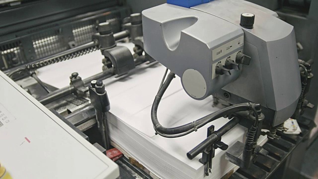 印刷机、测谎仪行业的机器视频下载