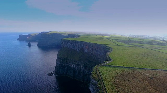 爱尔兰莫赫悬崖的迷人景色视频购买