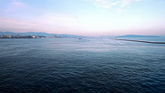 美丽的日落在海上，福冈县，日本视频素材