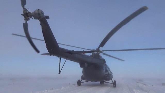 直升机螺旋桨的旋转视频下载