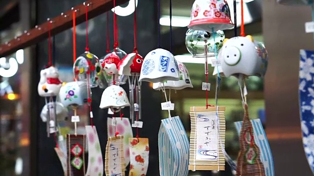 日本风铃象征夏季季节。很好的纪念品视频素材