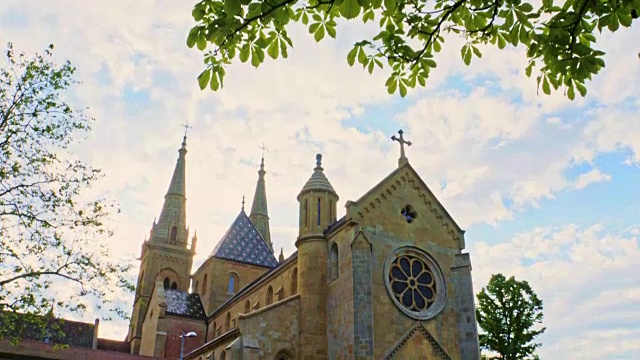 瑞士纳沙泰尔的学院教堂视频下载