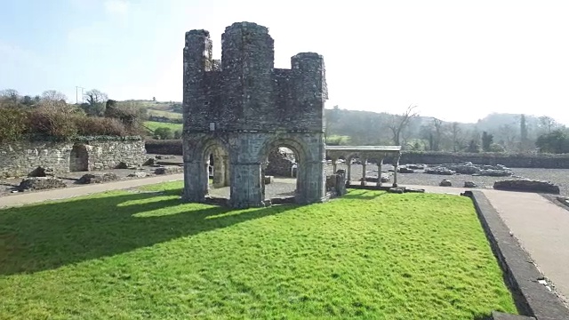 爱尔兰一座城堡的4k航拍视频视频下载