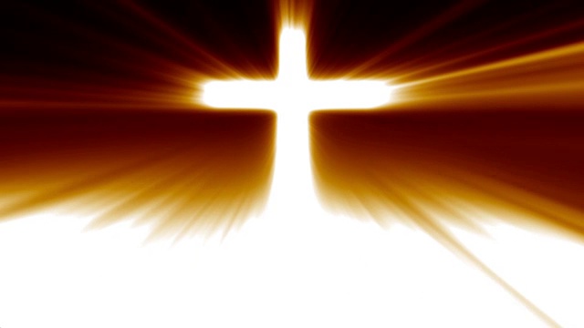 基督的十字架和太阳升起的天空视频下载