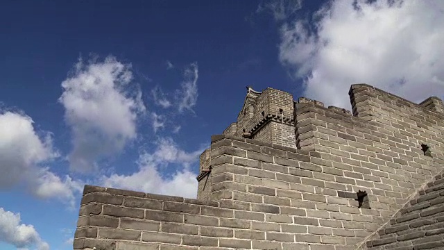 这是中国长城最美丽的部分之一，位于北京北部视频下载