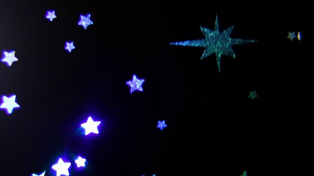 五颜六色的小星星上有黑色视频下载