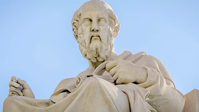 特写大理石雕像的古希腊哲学家柏拉图视频下载