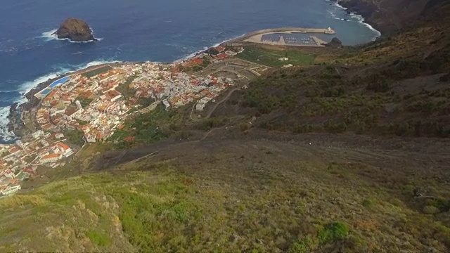 加拉奇科是大西洋上特内里费岛北部的一个小镇视频下载