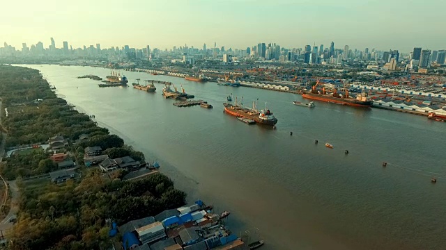 泰国曼谷的Chaopraya河视频素材