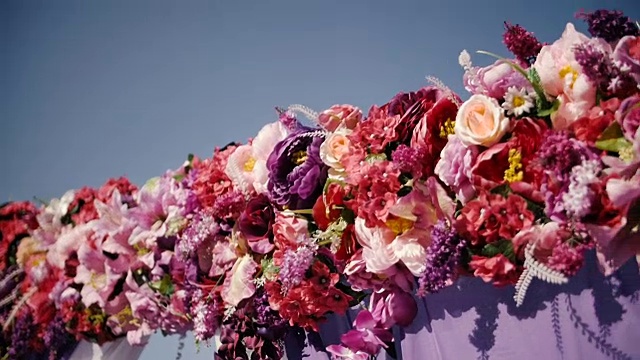 婚礼鲜花，婚礼拱门视频素材