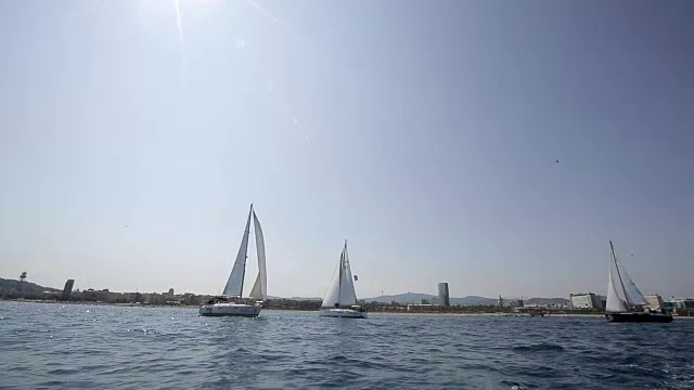海上的帆船视频素材