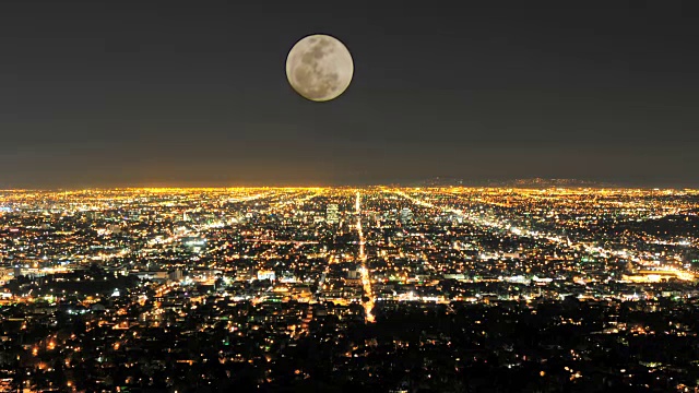 月亮在城市视频素材