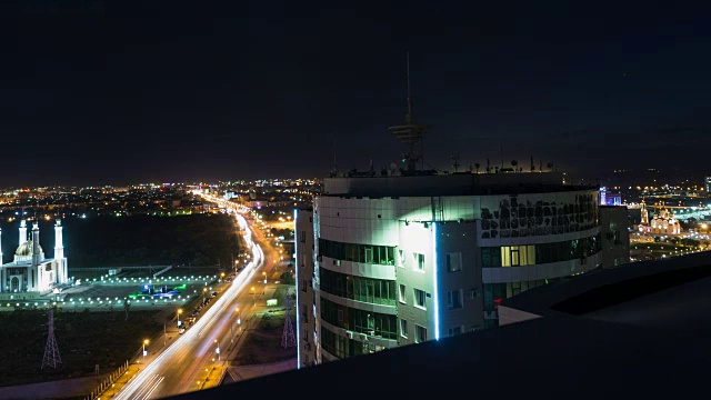 Aktobe, Aktobe地区，哈萨克斯坦。晚上的城市。间隔拍摄。视频素材