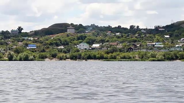 风景背后的河船，伏尔加河地区，俄罗斯视频素材