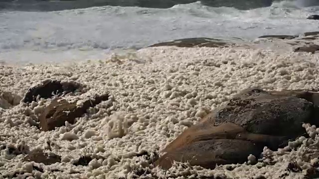 波涛汹涌的海面视频素材