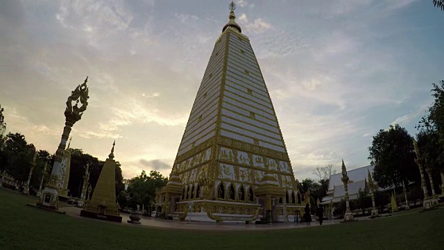 时间流逝:泰国寺庙，日落时分的佛寺，4K视频素材