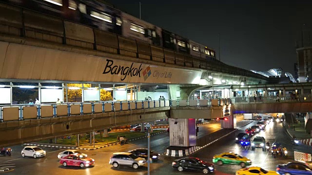 曼谷的交通和轻轨视频素材