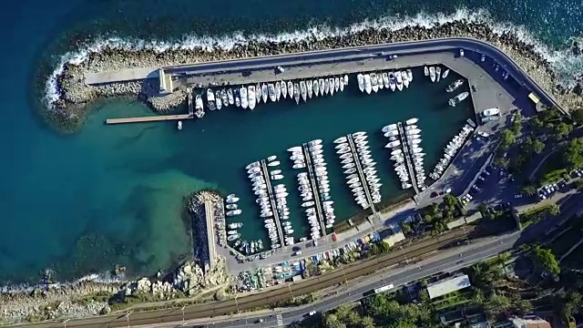 bordiighera港码头港口意大利无人机视图鸟瞰鸟瞰图视频素材