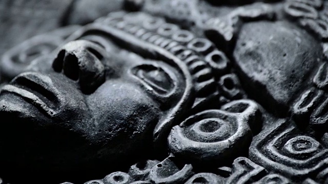 南美阿兹特克、印加、奥尔梅卡等古代艺术石雕面视频素材