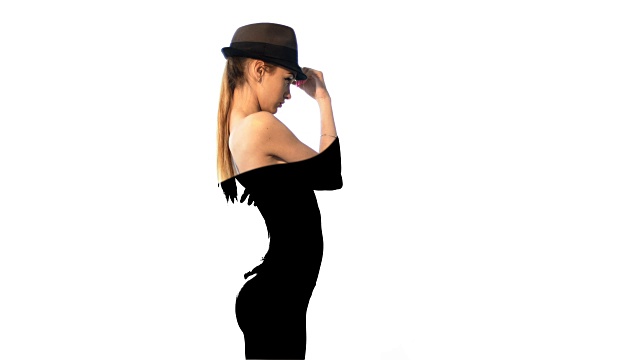 性感的女士在帽子与深黑色的阴影在她的身体视频下载