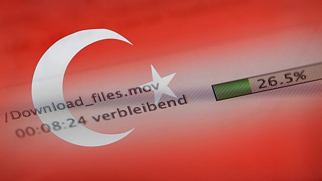 在电脑上下载文件，土耳其国旗视频素材