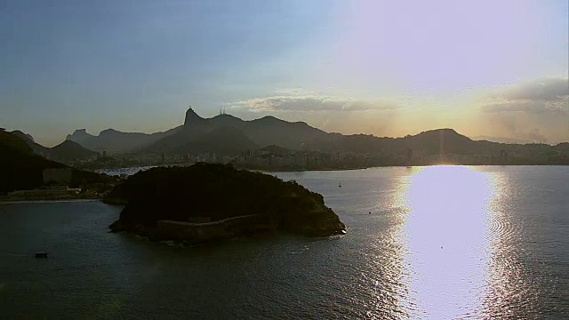日落在里约热内卢，鸟瞰图视频素材
