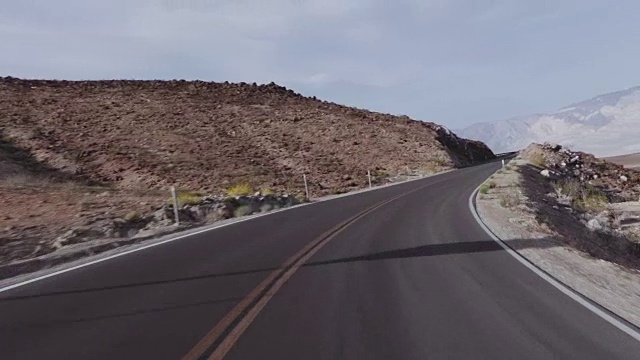 驾驶美国:通往加利福尼亚死亡谷的道路视频下载