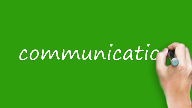 沟通-在绿色屏幕上用记号笔书写视频下载