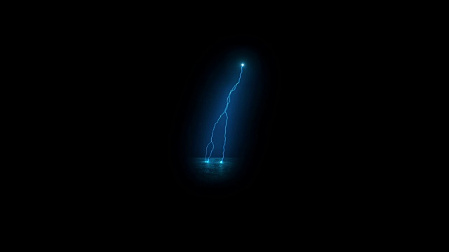 蓝色电弧闪电在黑色背景下搜寻地面视频素材