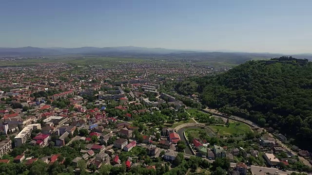 波兰城市夏天的鸟瞰图视频下载