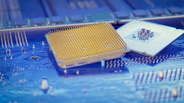 技术背景与计算机处理器CPU概念蓝色线路板纹理视频素材